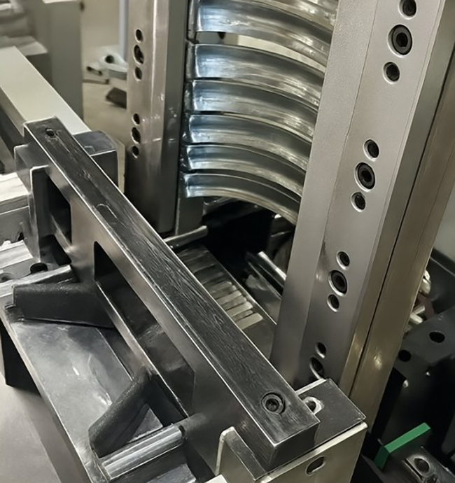 LASTİK TAKMA MAKİNESİ